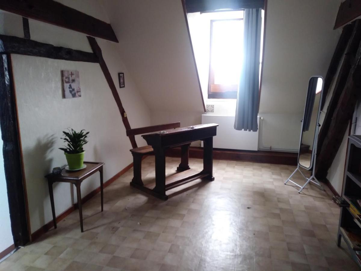 Gite Les Hautes Mougonnieres Neuil Exterior foto